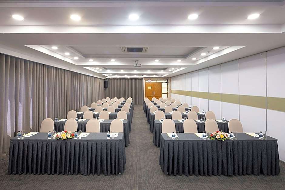 Viet Lotus Saigon Hotel