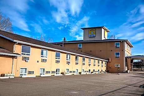 Lone Star Hotel