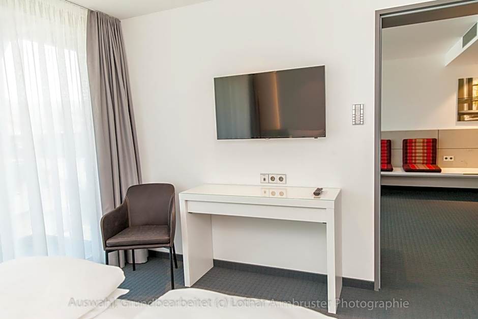 Photo 1 of 8 of Junior Suite