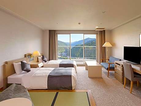 High Floor Standard Japanese-Western-Style Room with 8 Tatami, Indoor Bath, Non-Smoking