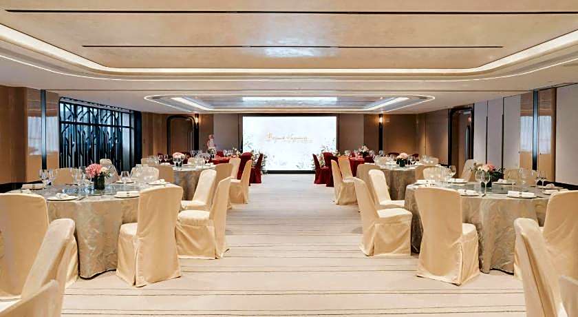Sheraton Hong Kong Hotel & Towers
