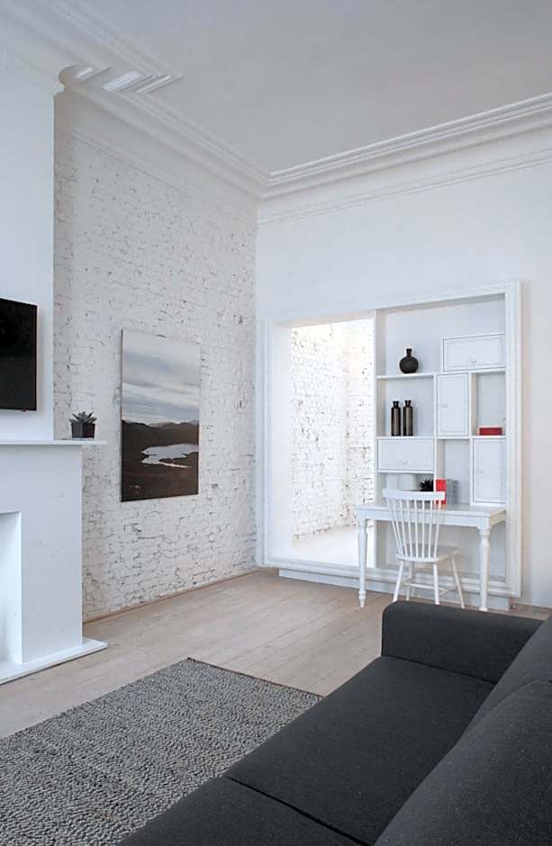 Maison Nationale City Flats & Suites