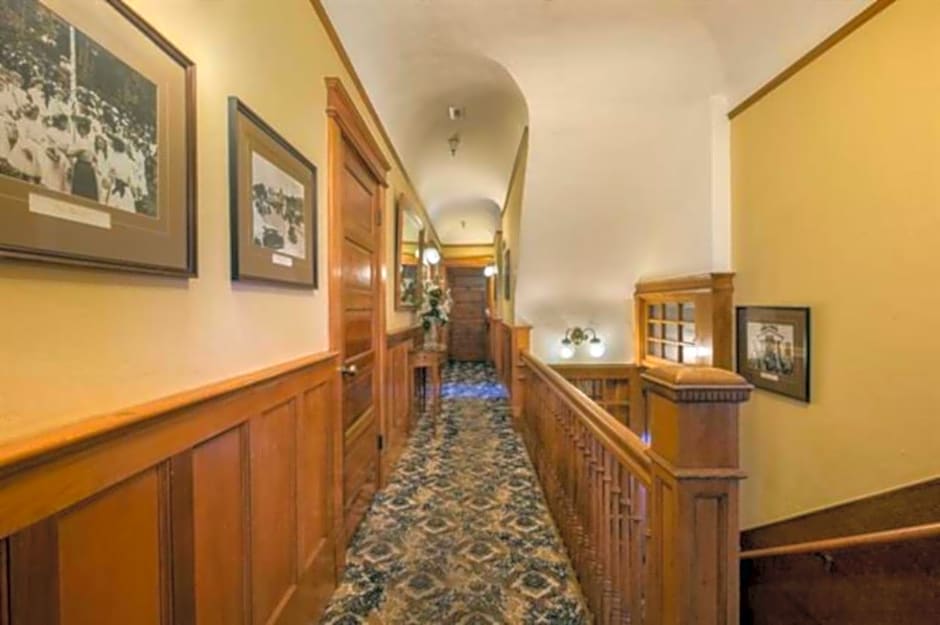 Pacific Grove Inn