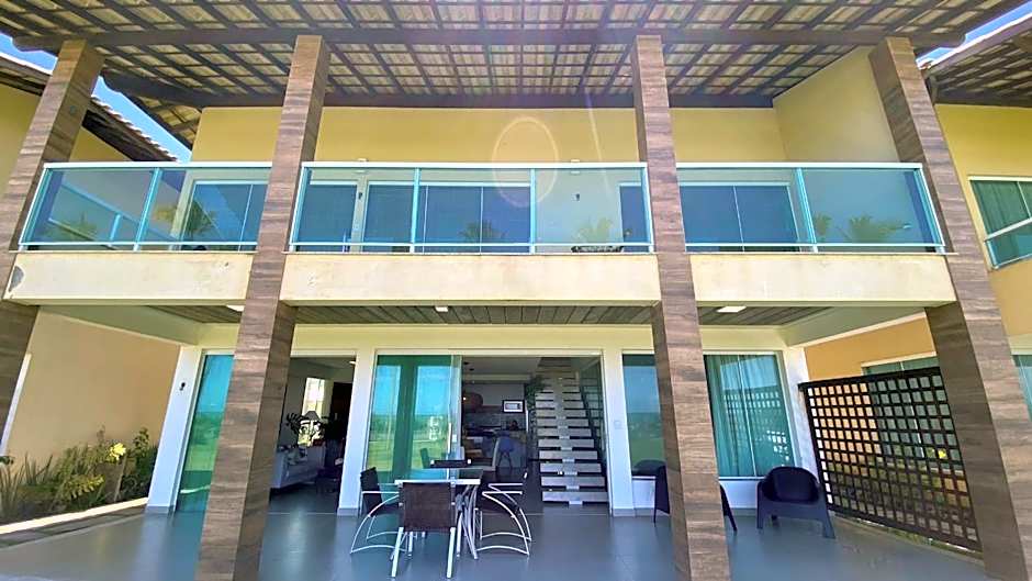 Refúgio Pé na Areia com 4 quartos em Ilhéus - Condomínio Perfeito para Família!