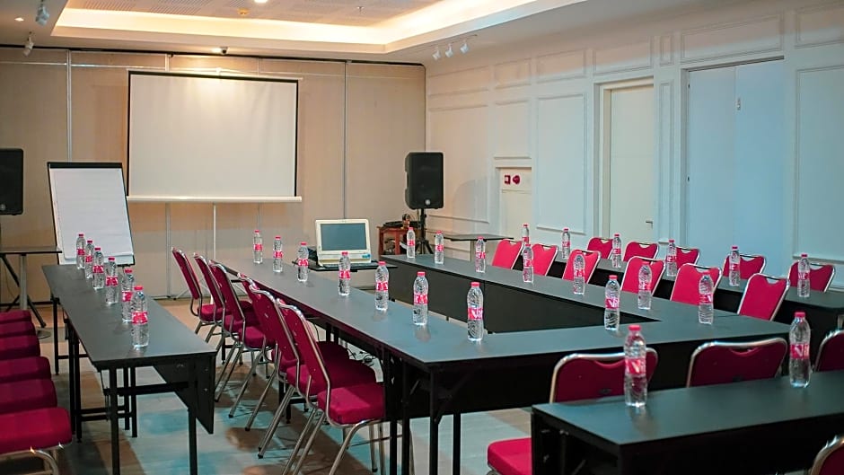 The WIN Hotel Surabaya