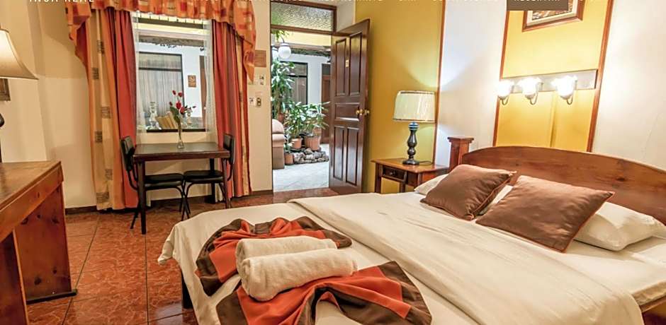 Hotel Amón Real