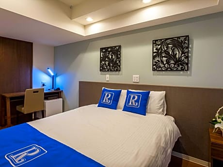 Premier Light Double Room - Non-Smoking