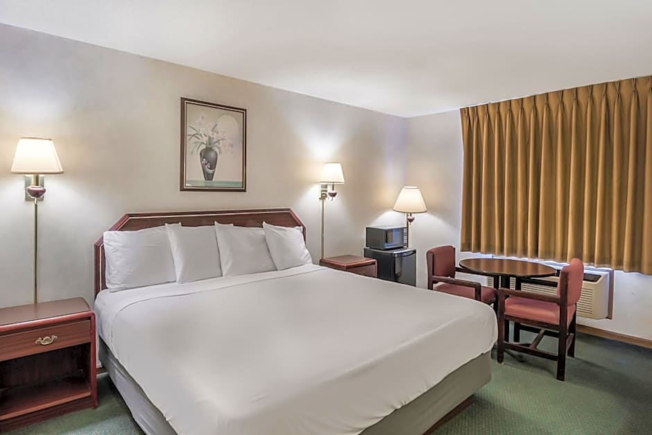 Americas Best Value Inn Wenona