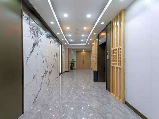 Radisson Blu Hotel (Beilun Huashan Road)