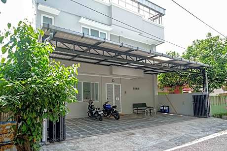 RedDoorz Syariah near Gerbang Tol Krapyak 2 Semarang