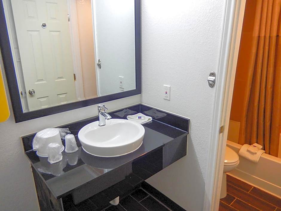 Motel 6-Portland, TX