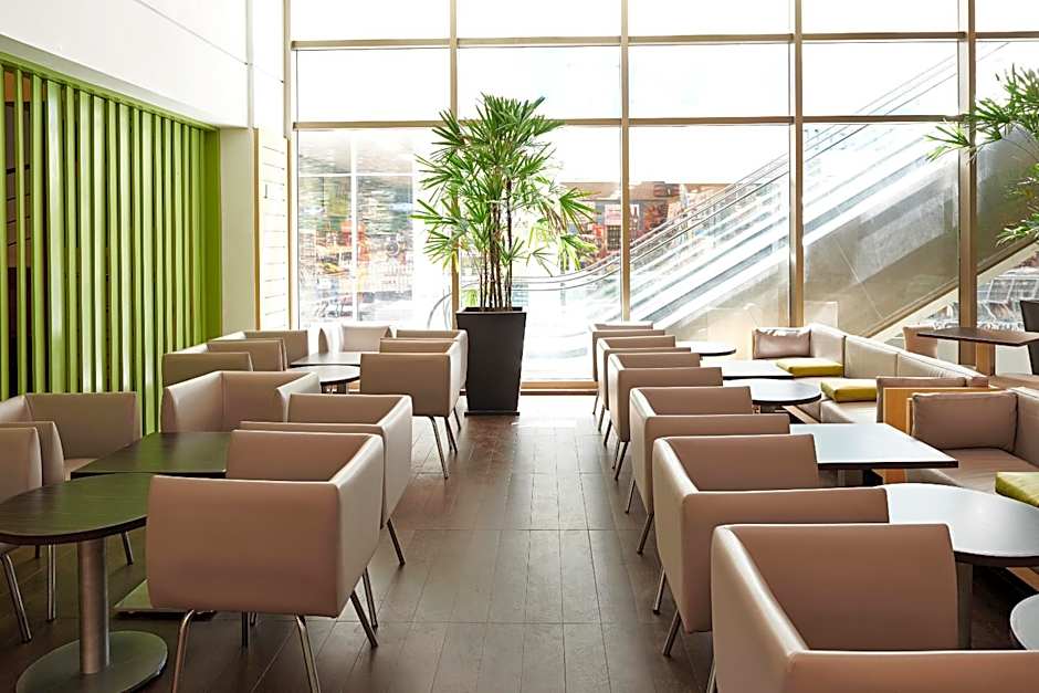 Ibis Cancun Centro Hotel