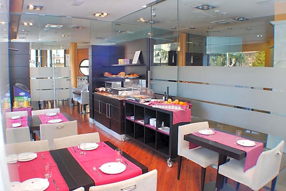 Hotel Mieres del Camino