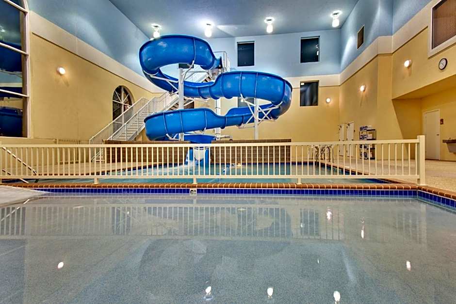 Holiday Inn Express Hotel & Suites Brookings By IHG
