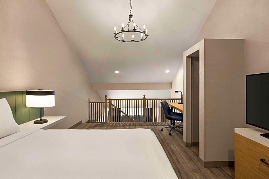 Hilton Garden Inn Monterey