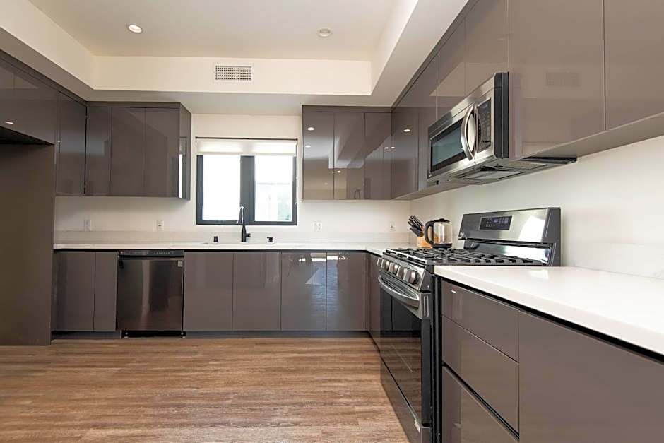 Regency Modern Apartments