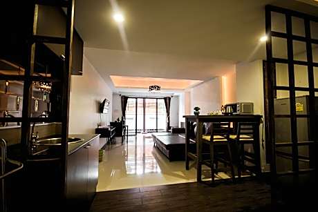 Studio Room
