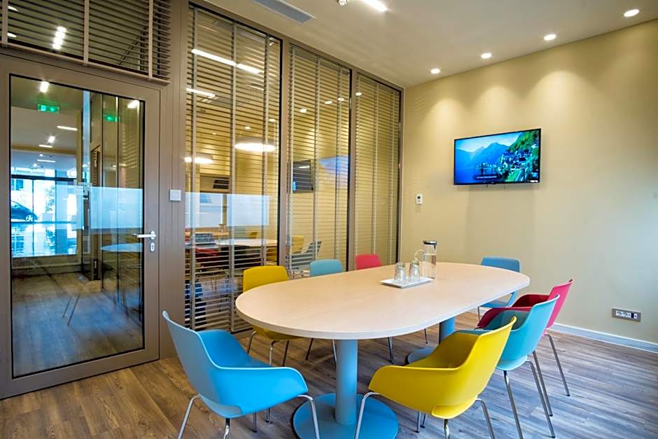 Kubic Athens Smart Hotel