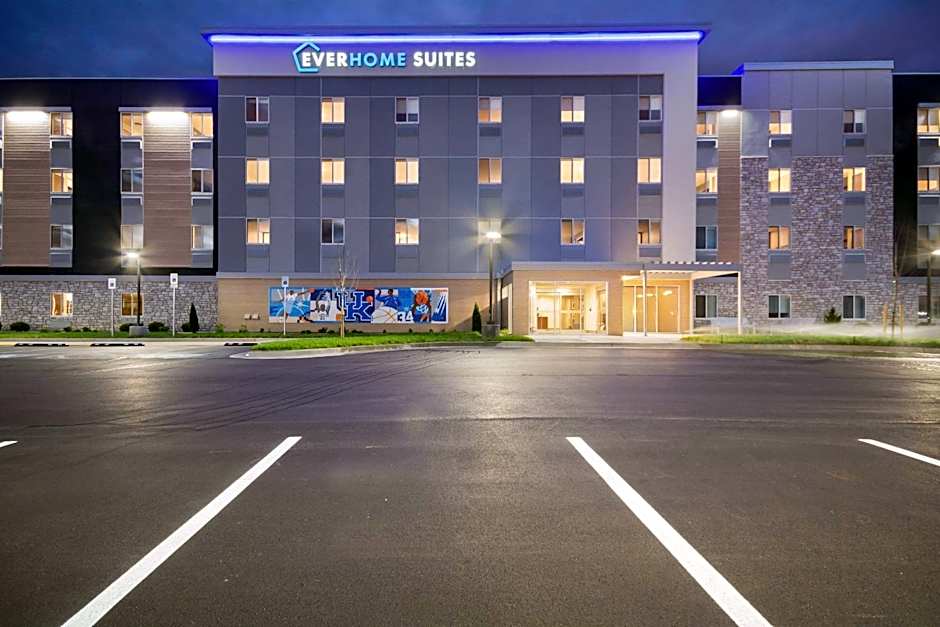 Everhome Suites Lexington - Horse Park