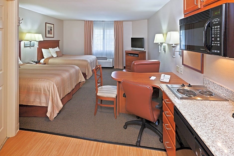 Candlewood Suites Wichita Falls at Maurine Street