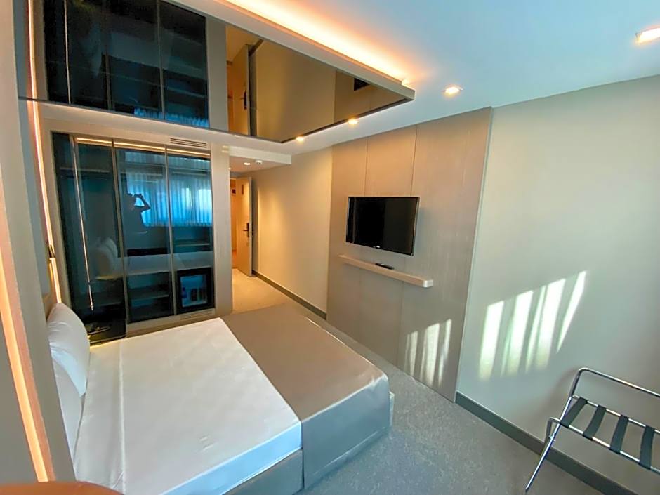 Triada Hotel Karakoy