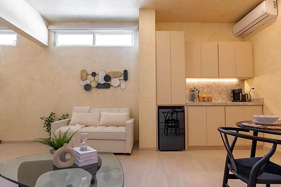 Presidential Studio with Gated Parking at Casas Sanblu