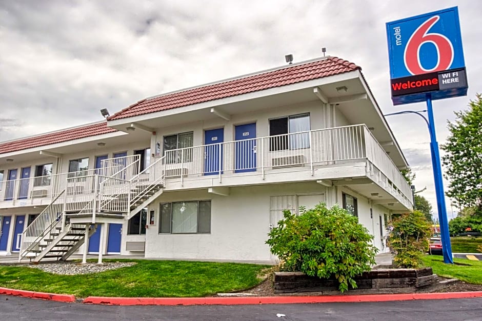 Motel 6-Everett, WA - South