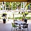 Litchfield Outback Resort