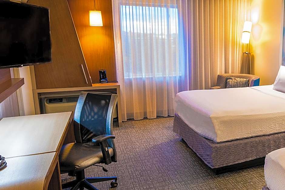 Courtyard by Marriott Largo Medical Center Drive