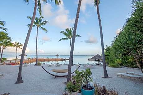 Kona Kai Resort and Gallery