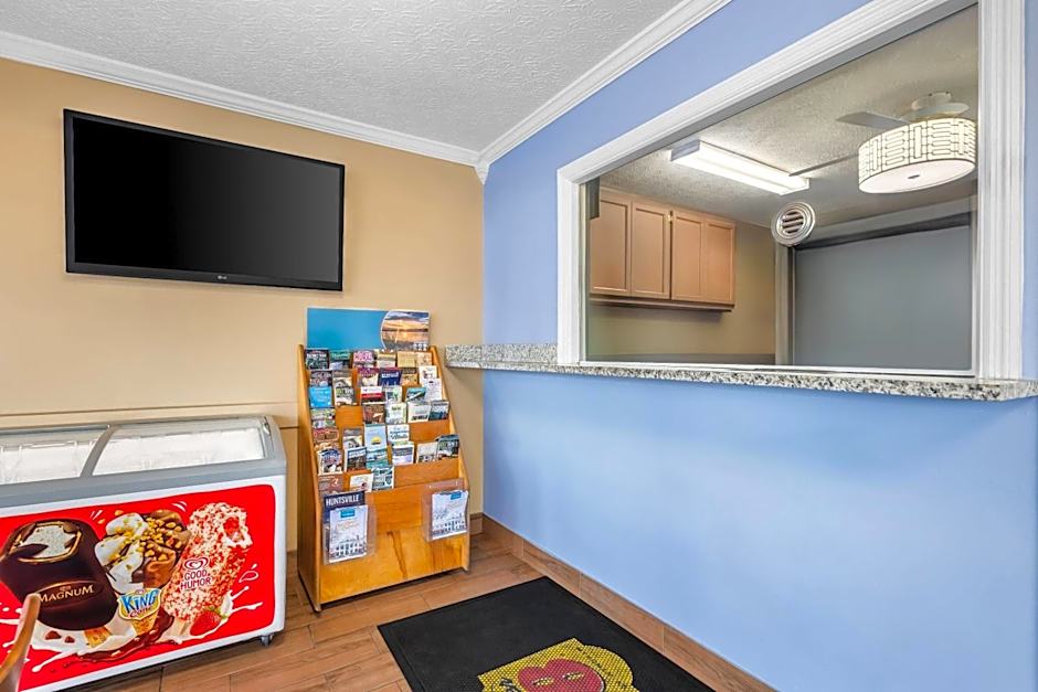 Super 8 by Wyndham Gadsden AL