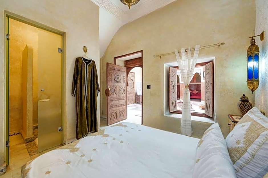 Riad 7 chambres - Petit dejeuner gratuit