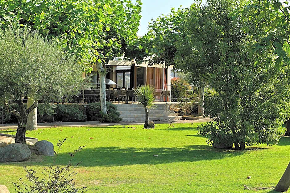 Hôtel Spa Restaurant La Madrague