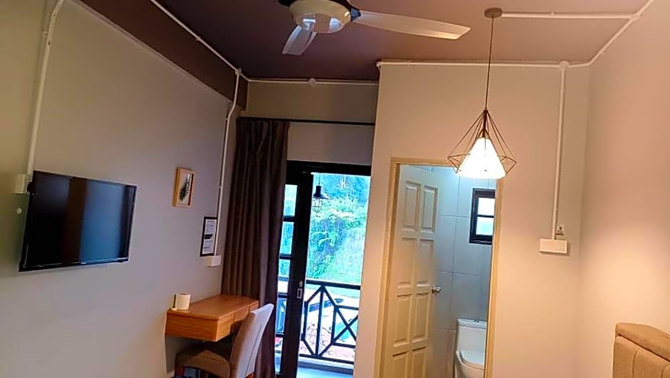 BRICKS Cameron Hostel