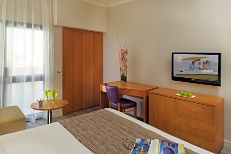 double or twin superior