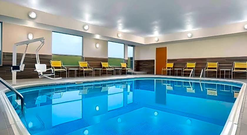 Dubuque Inn and Suites