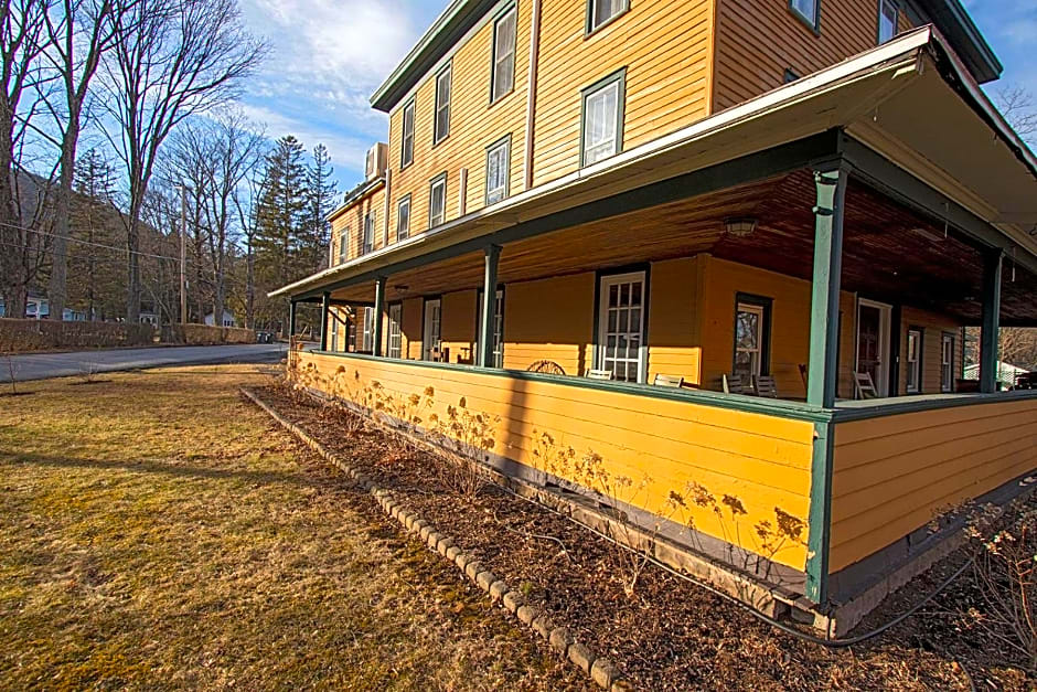 The Woodbine Inn
