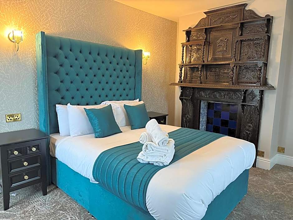 Lyons Woodlands Hall