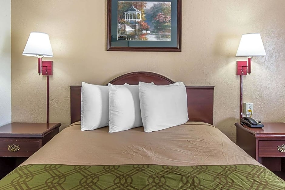 Econo Lodge Midtown