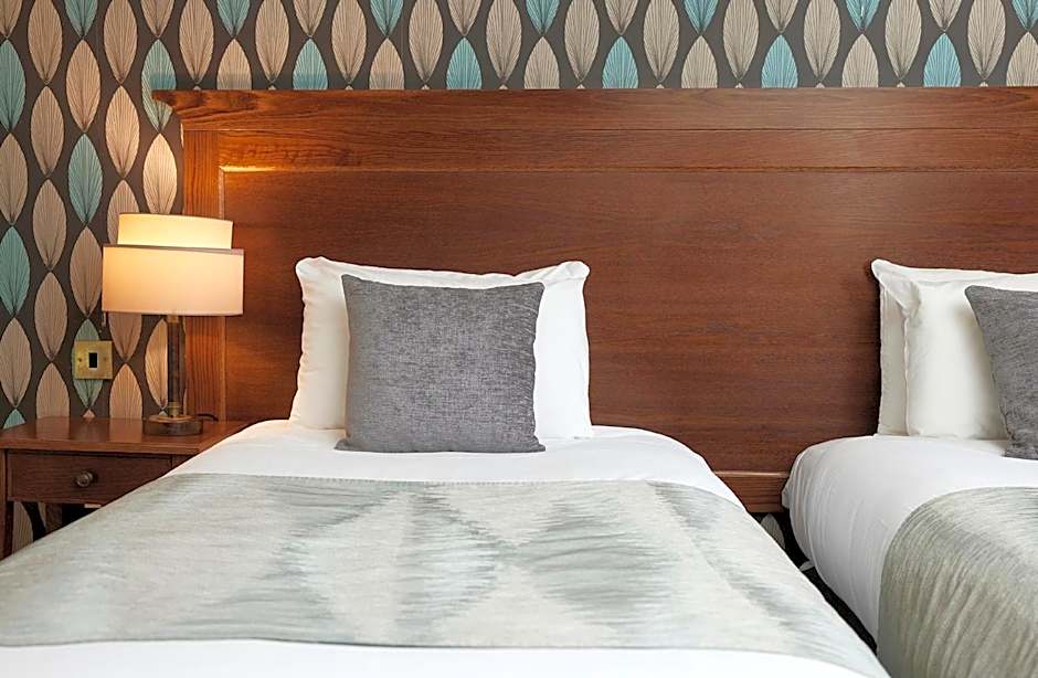 The Coleshill by Greene King Inns