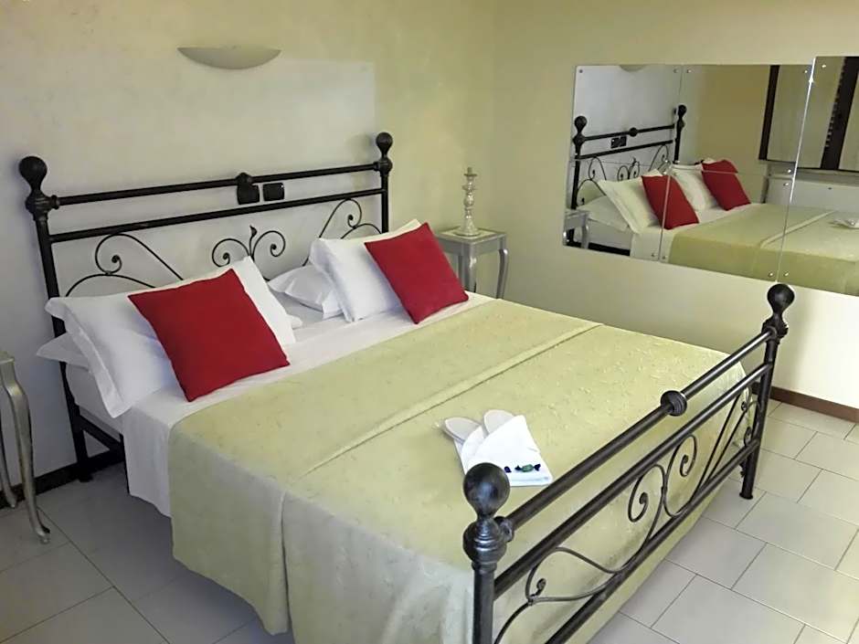 Hotel Motel Est