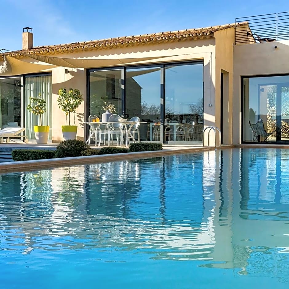 BB 12 LUBERON chambres d'hôtes contemporaines