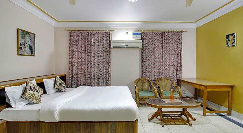 Pogl Brahmaputra Guest House by OYO Rooms – Guwahati, TX