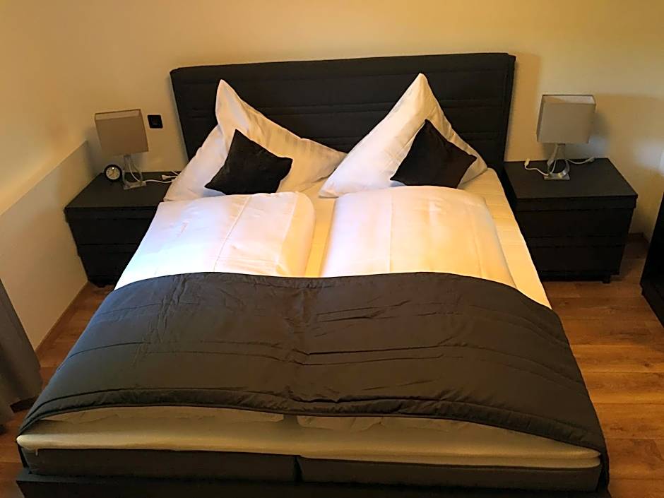 Apart Hotel Paradies