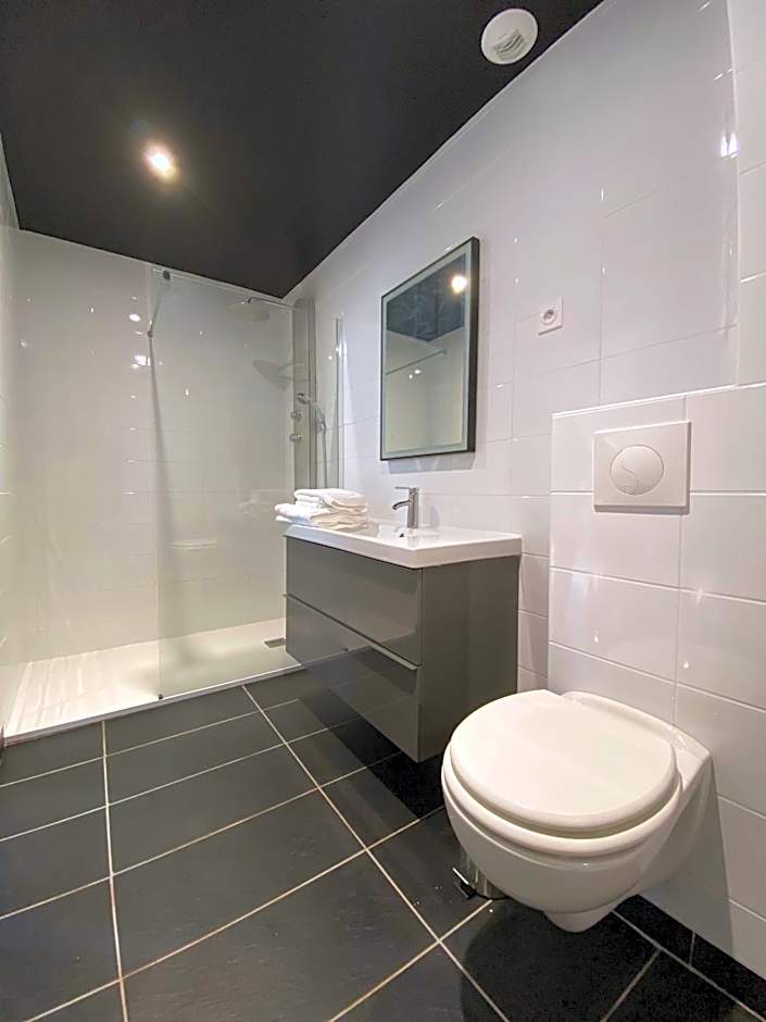 Mayrena Hotel Restaurant