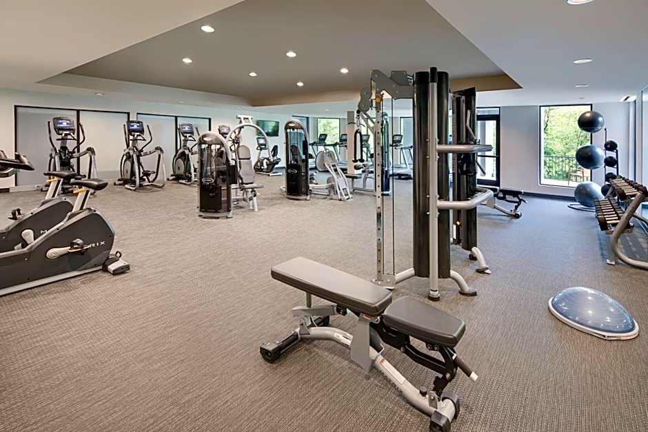 Courtyard by Marriott Grand Rapids Airport