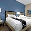 La Quinta Inn & Suites by Wyndham San Bernardino
