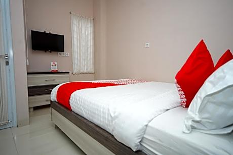 Super OYO 270 Madinah Residence Syariah