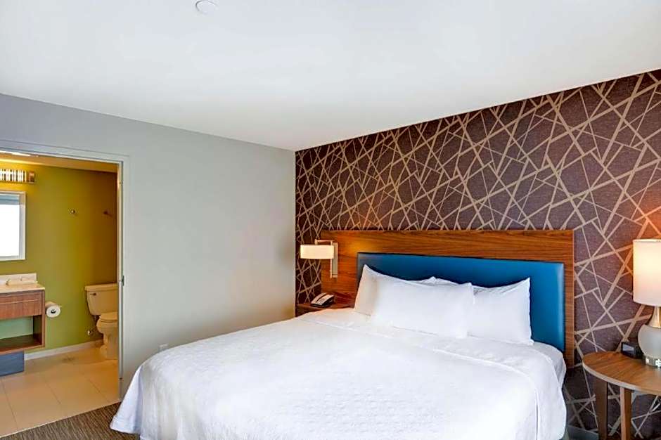 Home2 Suites by Hilton Green Bay – Green Bay, WI