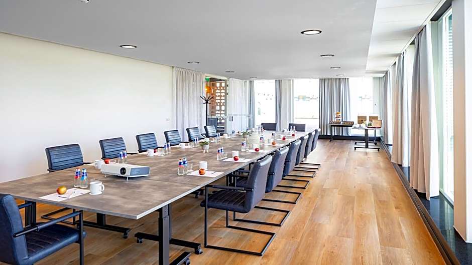 Holiday Inn Express Utrecht - Papendorp By IHG